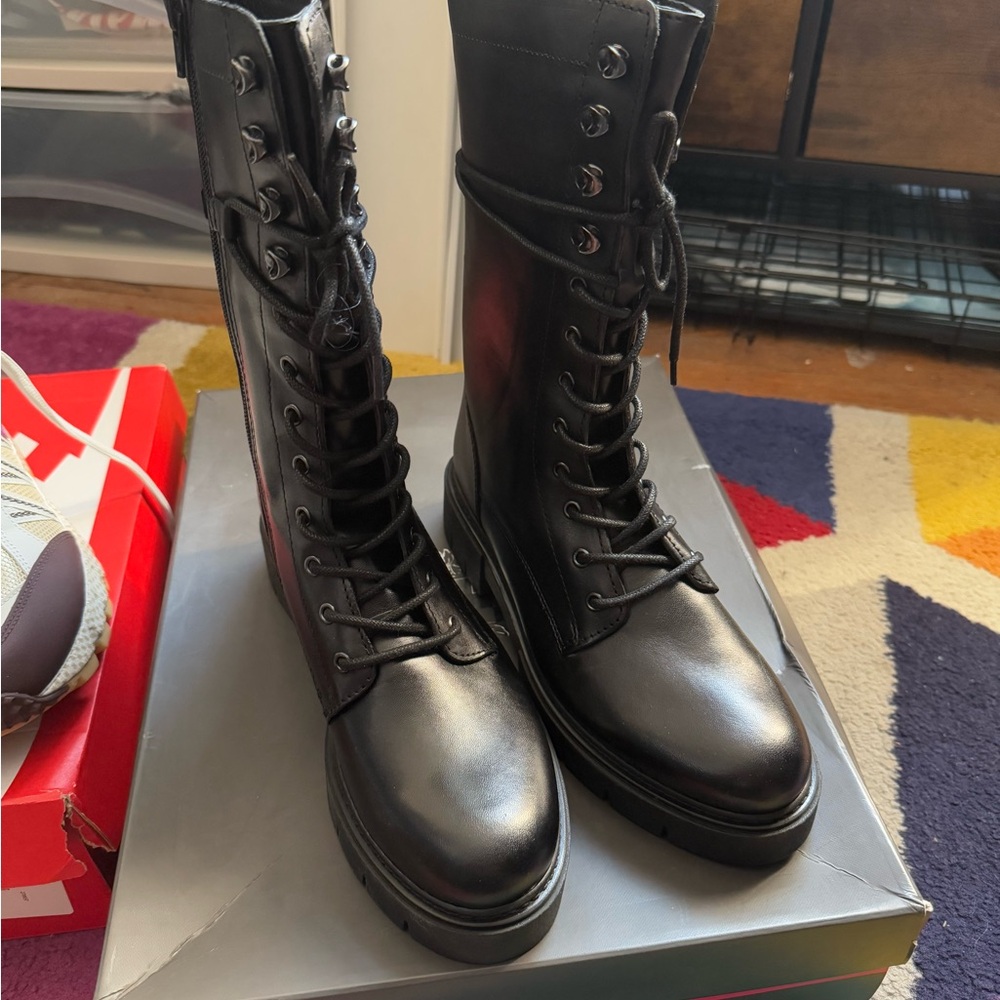 Vince Camuto Sleek Black Footwear - Picture 3 of 4